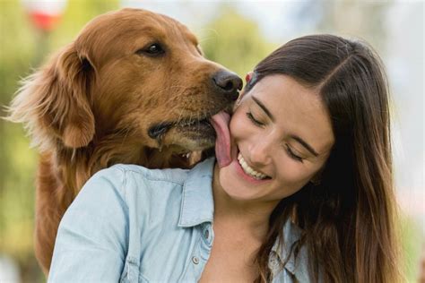 mujer folla con perro|MUJER SUBE UN VÍDEO EN SNAPCHAT MANTENIENDO。